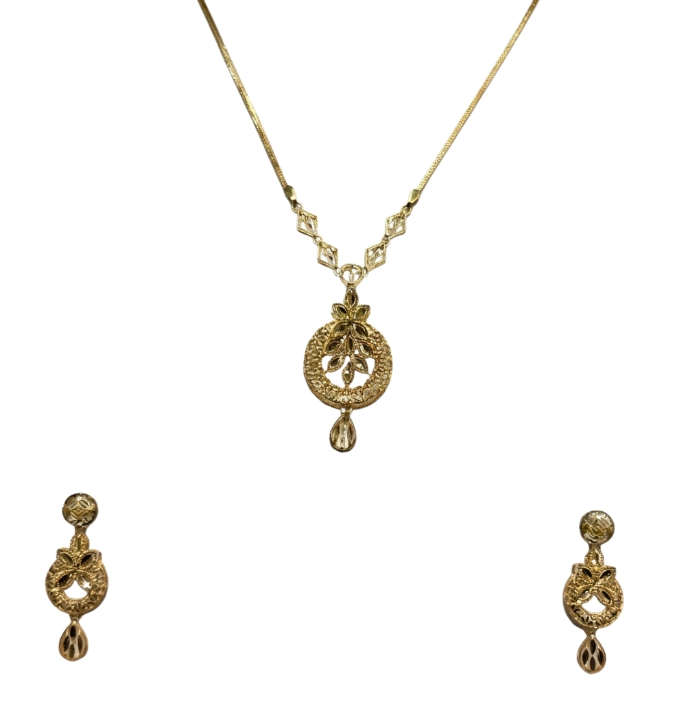 22K Gold Aura Circle Classic Pendant Set