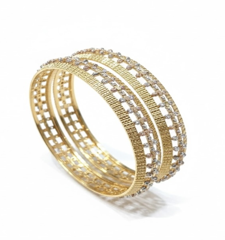 Premium 22K Gold Diamond-Cut Bangle Set