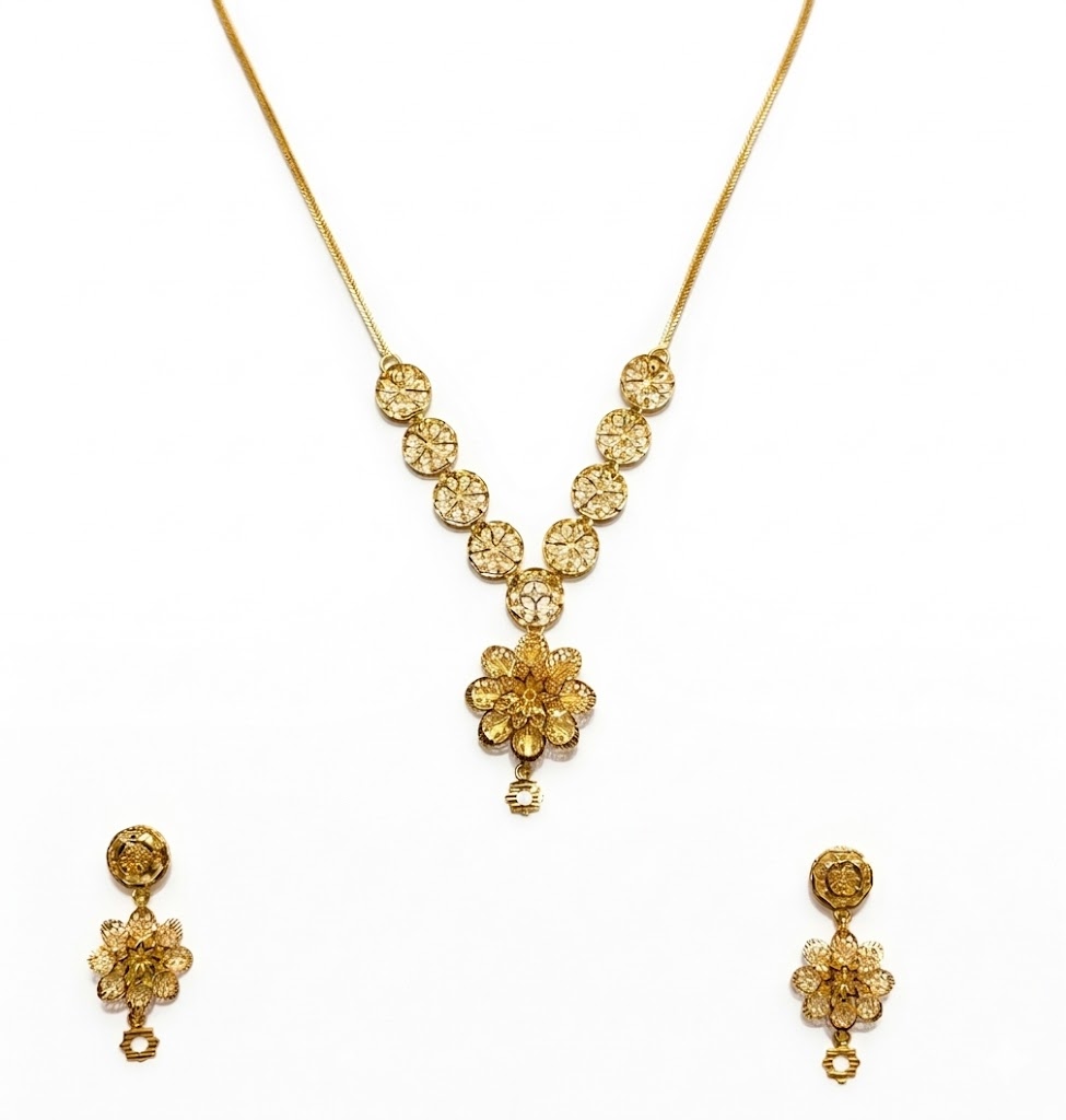 22K Gold Floral Drop Designer Pendant Set