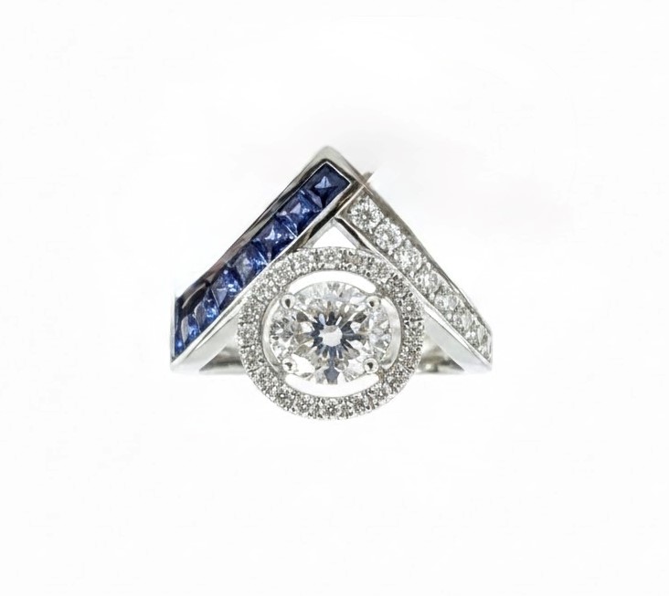 Prism V-Halo Statement Ring