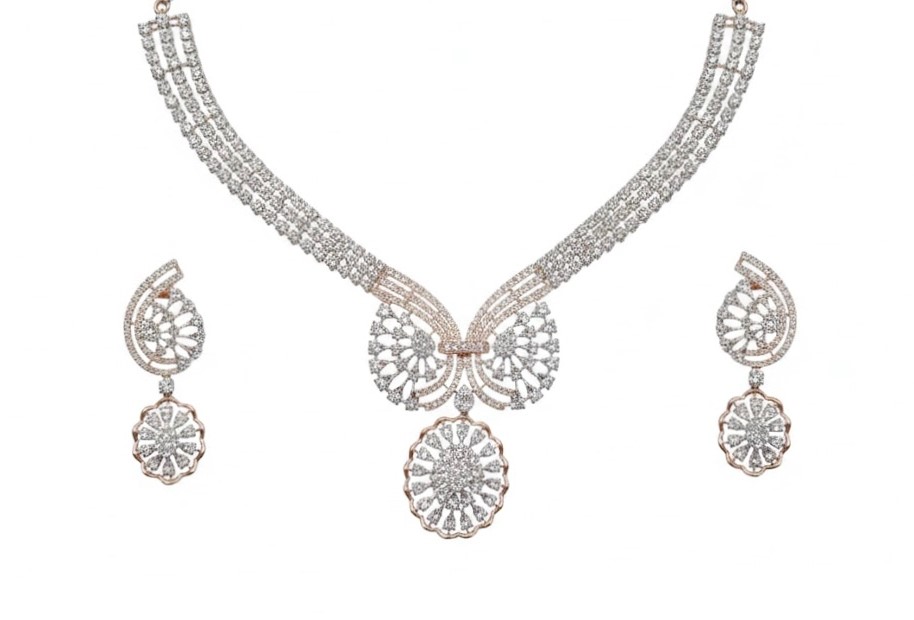 Serene Sparkle Necklace