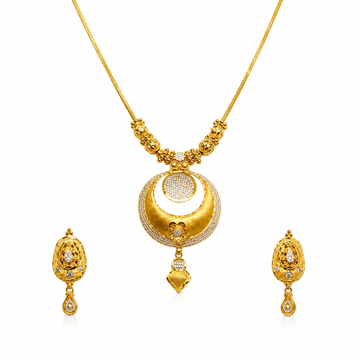 22K Gold Moonlight Charm Designer Pendant Set